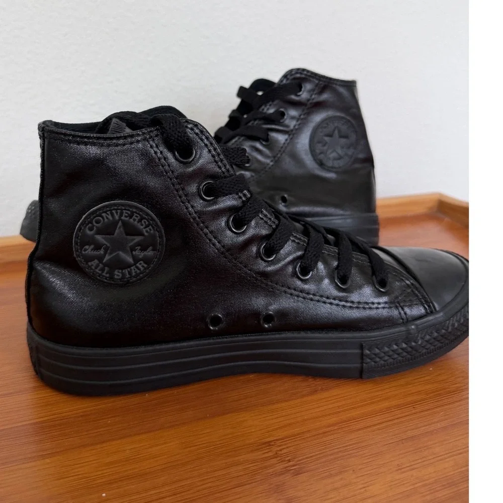 Converse Chuck Taylor All Star High Top Triple Black Coated Textile Youth Sz 3